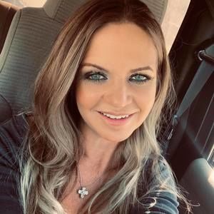 Meet your Posher, Lila